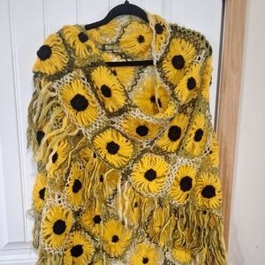 Handmade Sunflower Crochet Shawl – Angora Blend